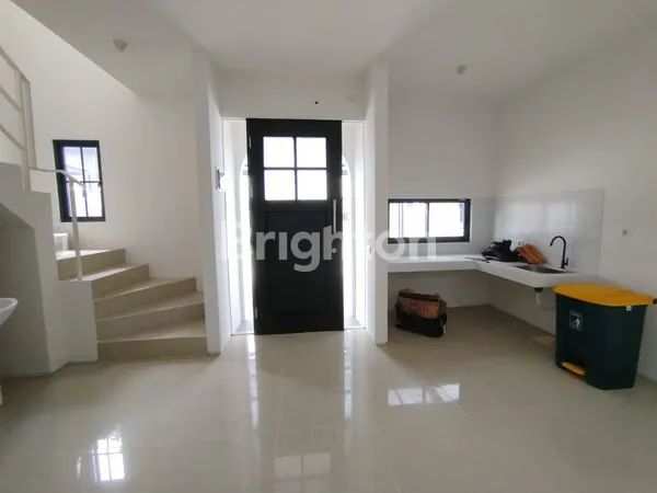 image RUMAH BARU GRES DI AMESTA LIVING (4)