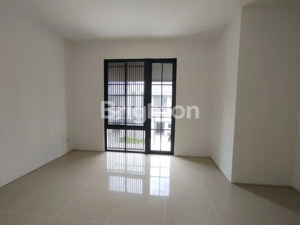 image RUMAH BARU GRES DI AMESTA LIVING (5)