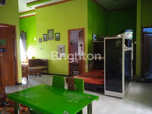 image DIJUAL RUMAH + TOKO (7)