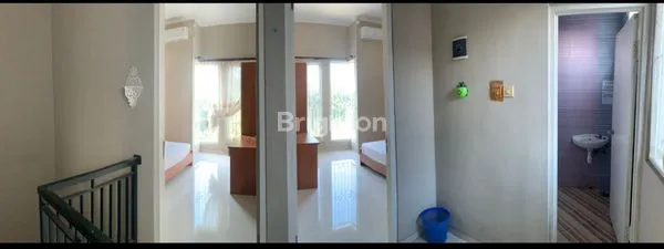 image DISEWAKAN PERUMAHAN WISATA SEMANGGI (3)