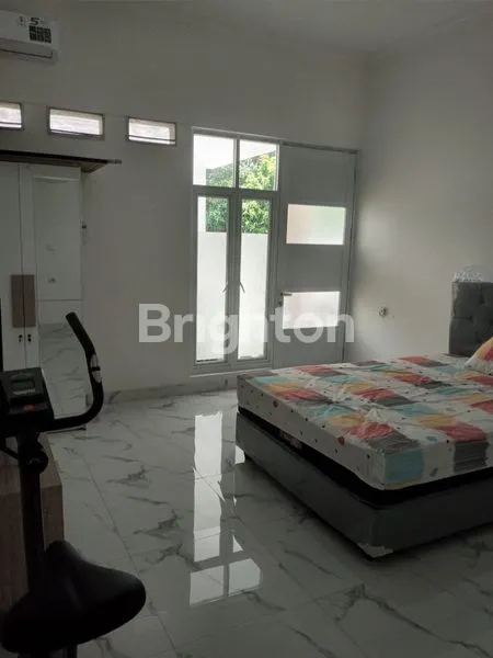 image RUMAH SIAP HUNI DAN BAGUS DI KENCANA LOKA BSD (8)
