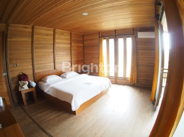 image HOTEL KAYU LABUAN BAJO STRATEGIS VIEW PANTAI INDAH (5)