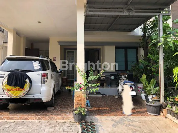 image RUMAH CLUSTER 2 LANTAI SIAP HUNI DI KOTA WISATA CLUSTER TORONTO CIBUBUR - CILEUNGSI BOGOR (3)