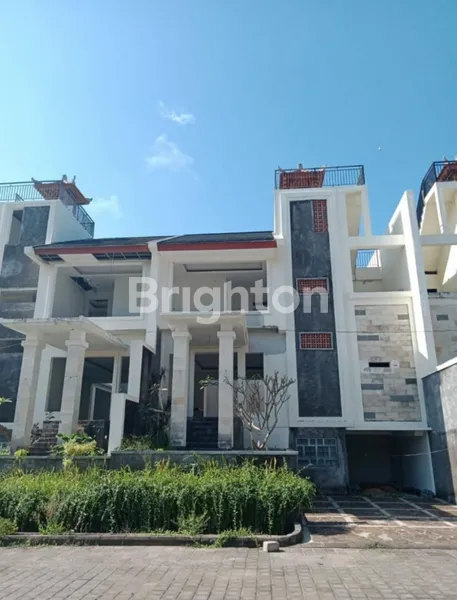 image NUSA DUA VILLA DENGAN PRIVATE POOL DEKAT PANTAI (1)