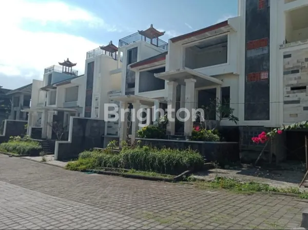 image NUSA DUA VILLA DENGAN PRIVATE POOL DEKAT PANTAI (2)