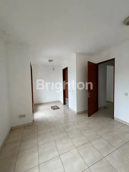 image RUMAH 2 LANTAI TAMAN LUAS THE GREEN BSD (7)