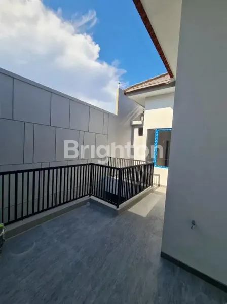 image RUMAH MANYAR KERTOADI BANGUNAN BARU GRESS LOKASI ELITE  (6)