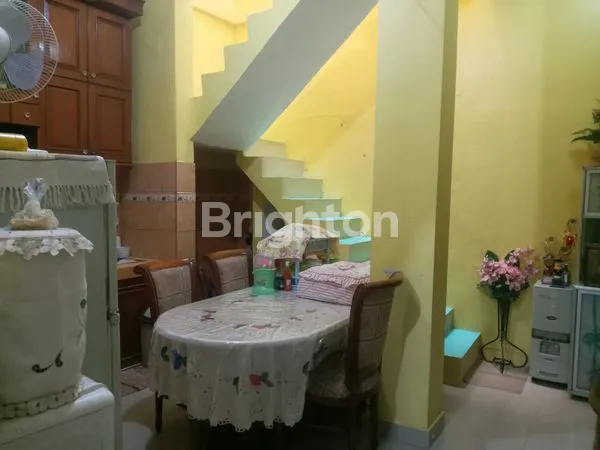 image RUMAH JATIJAJAR ESTATE DEPOK SIAP HUNI LEGALITAS LENGKAP LINGKUNGAN ASRI NYAMAN (4)