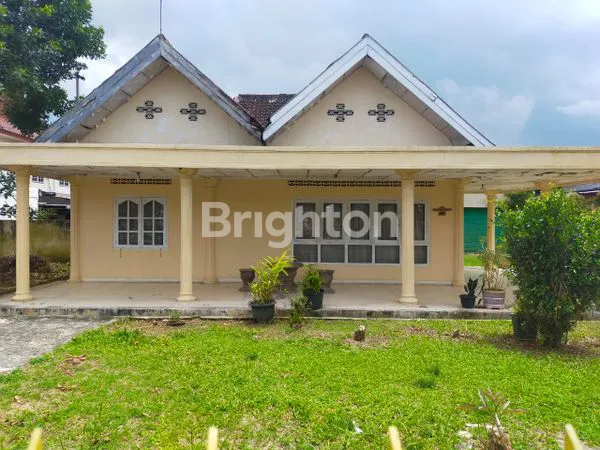 image DIJUAL RUMAH DI METRO PUSAT (1)