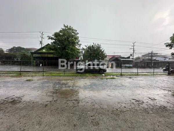 image GUDANG KAWASAN STRATEGIS AKSES KONTAINER KALIOSO SOLO (7)