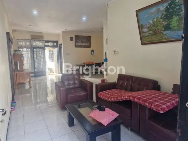 image RUMAH 1 LANTAI SIAP HUNI TERAWAT NIRWANA EKSEKUTIF DEKAT UPN RUNGKUT (2)