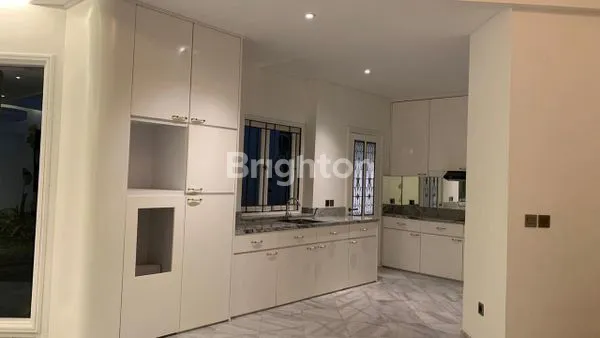 image MEWAH RAPIH SIAP HUNI AMAN TENANG MURAH DI LEBAK BULUS JAKARTA SELATAN  (7)