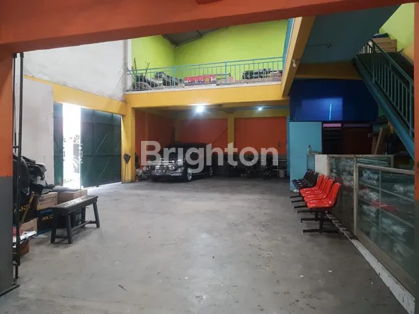 image RUKO 2 LANTAI SIAP PAKAI DI JL GATOT SUBROTO JODIPAN BLIMBING (4)