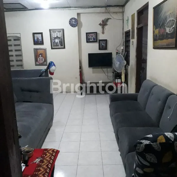 image RUMAH DAN TOKO DEKAT UNDERPASS JOGLO KADIPIRO (4)