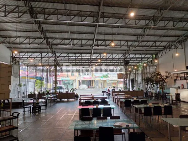 image DISEWAKAN LAHAN EX.RESTO SEAFOOD (4)