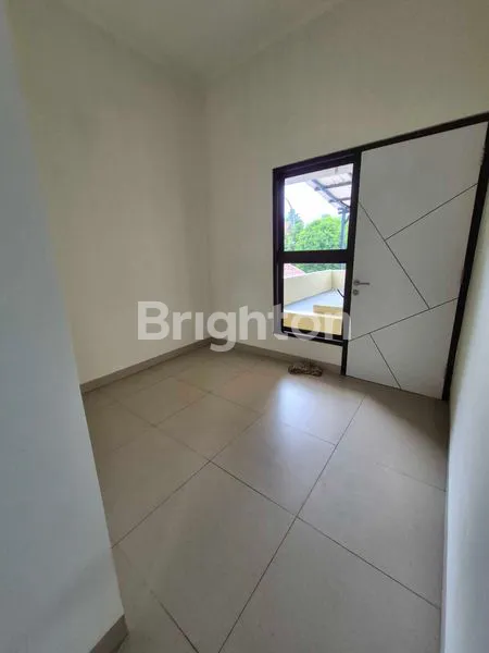 image RUMAH SIAP HUNI FULL RENOVASI DJ KENCANA LOKA (7)