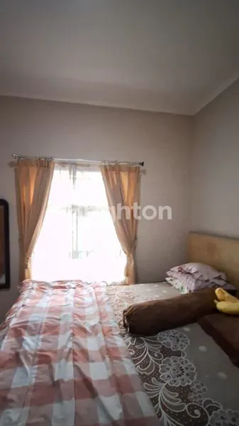 image RUMAH CANTIK TERAWAT DAERAH CITEUREUP (8)