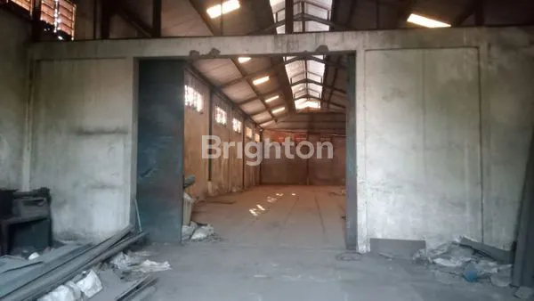 image DISEWAKAN GUDANG BAMBE DRIYOREJO (3)