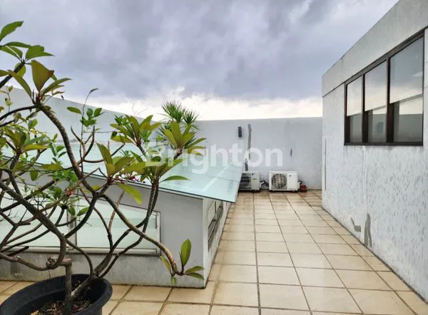 image RUMAH MEWAH TERAWAT GREENVILLE JAKARTA BARAT (6)