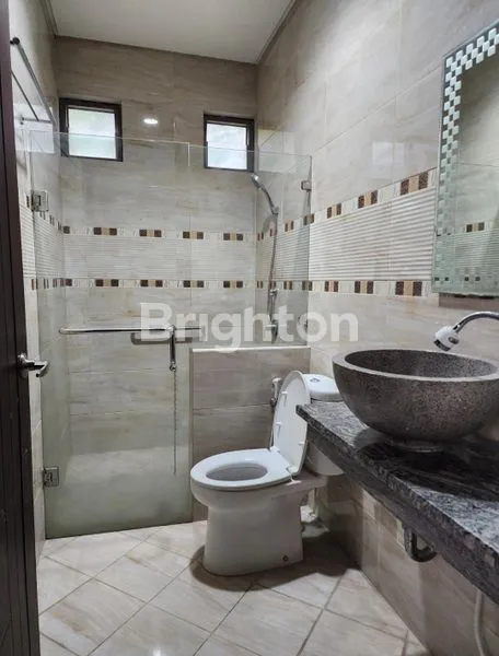 image RUMAH MEWAH TERAWAT GREENVILLE JAKARTA BARAT (5)