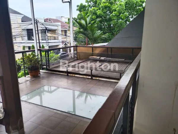 image RUMAH JANUR ELOK, UKURAN 9X18  , ARTISTIK, 2 ROW JALAN DI KELAPA GADING (R 1463 J) (6)