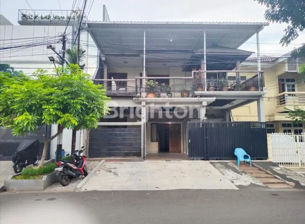image RUMAH JANUR ELOK, UKURAN 9X18  , ARTISTIK, 2 ROW JALAN DI KELAPA GADING (R 1463 J) (2)