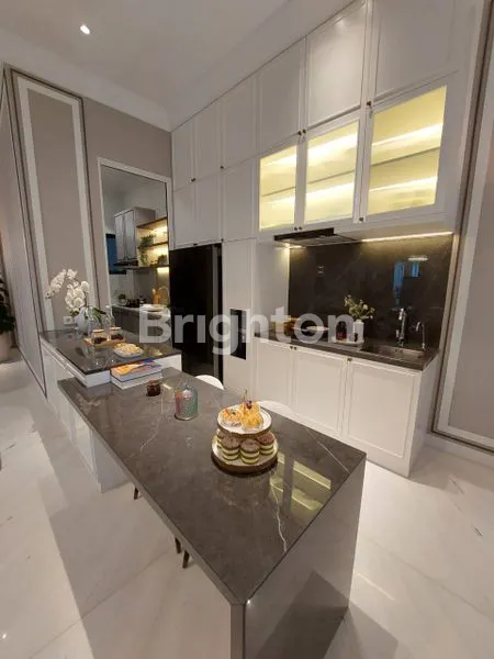 image RUMAH LUXURY MODERN GADING SERPONG (4)