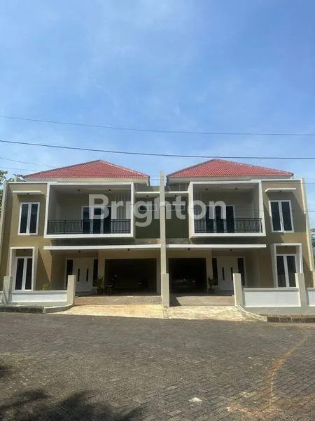 RUMAH SIAP HUNI DI PERUMAHAN YANG SEJUK TUNTANG SALATIGA SEMARANG