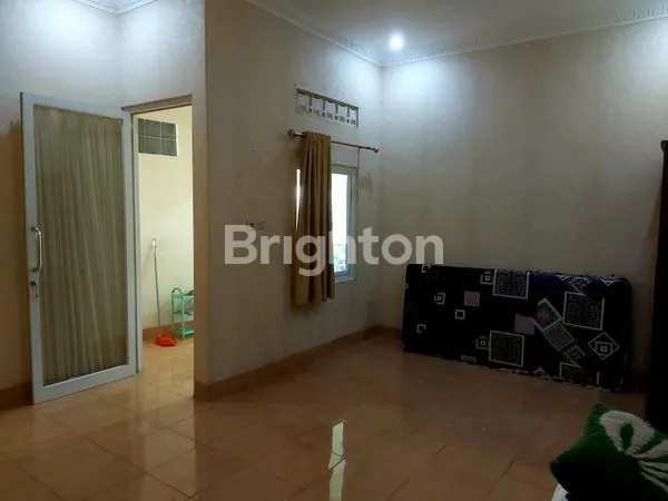 image RUMAH BESAR 2 LANTAI STRATEGIS DI CIBUBUR JAKARTA TIMUR (4)