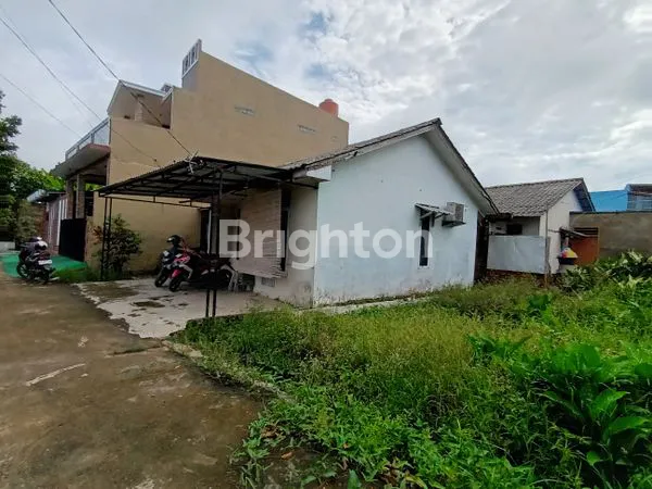 RUMAH POSISI HOOK TANAH LEBIH DALAM KOMPLEK SEMATANG BORANG SUMATERA SELATAN