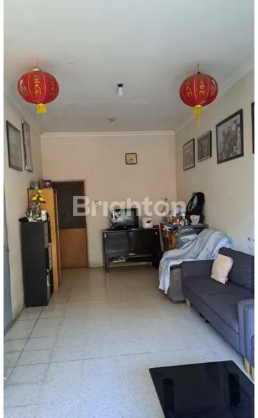 image RUNGKUT ASRI RUMAH LAMA SIAP HUNI MURAH 8JT/M² BISA NEGO (2)