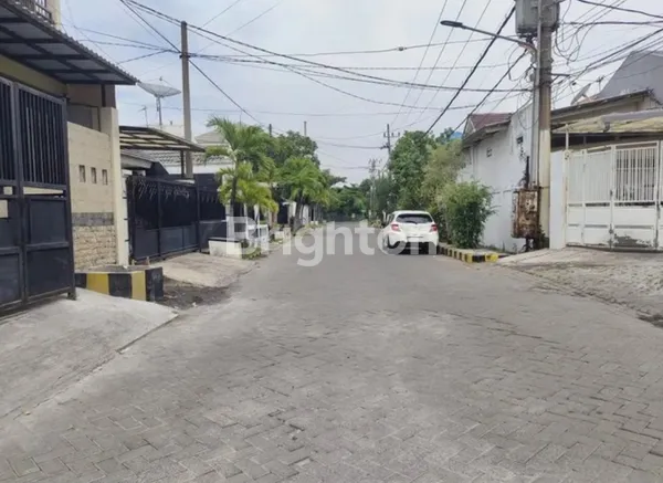 image RUMAH SECOND 2 LANTAI AREA SUTOREJO DEKAT MULYOSARI, GALAXY MALL, MERR (8)