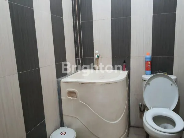 image GUDANG DENGAN KANTOR DUA LANTAI DI TAPOS KONDISI BAGUS (8)