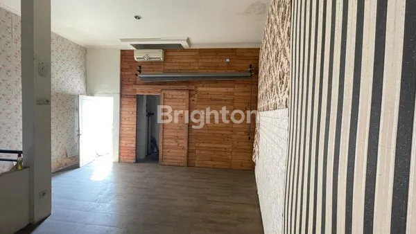 image RUKO MURAH 3 LANTAI DI PUSAT KOTA (4)
