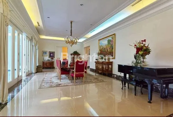 image INVESTASI TERBAIK DI JAKARTA SELATAN , RUMAH MEWAH 3 LANTAI LIFT KACA" (6)