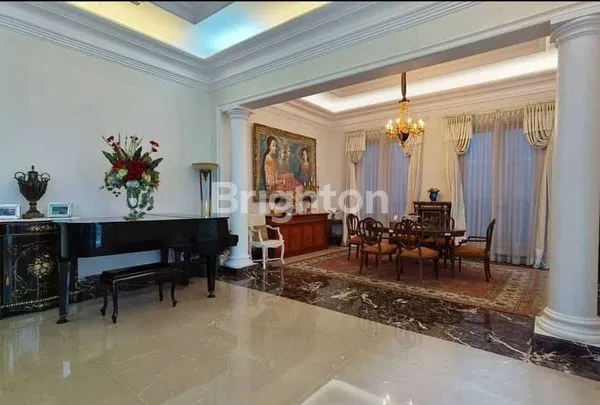 image INVESTASI TERBAIK DI JAKARTA SELATAN , RUMAH MEWAH 3 LANTAI LIFT KACA" (7)