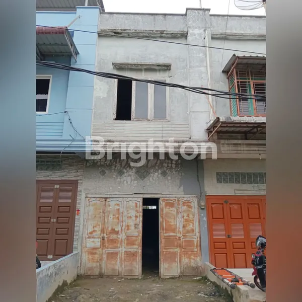 image RUKO STRATEGIS DI JLN KANTOR LURAH (1)