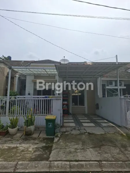 image RUMAH CANTIK DAN NYAMAN DI ALAM SUTERA (1)