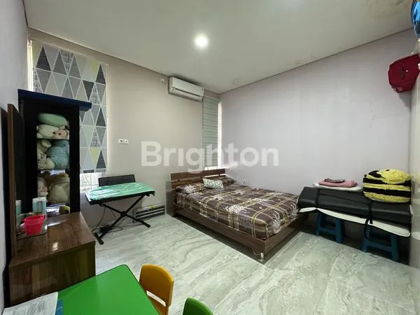 image RUMAH FULL FURNISHED DI FAJAR INDAH COLOMADU SOLO BARAT (8)
