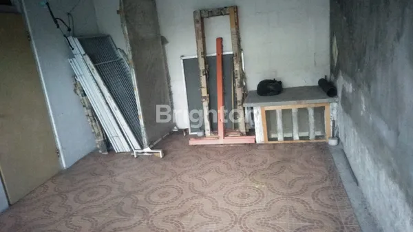 image RUMAH 1.5 LANTAI DI PONDOK TJANDRA INDAH WARU SIDOARJO  (8)