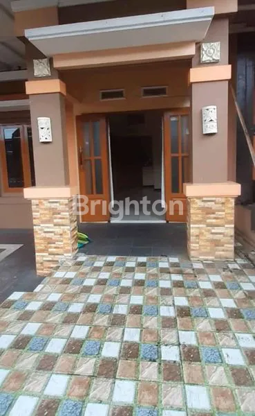 image RUMAH DI TLOGOWARU, ARJOWINANGUN KOTA MALANG.  (1)