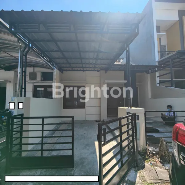 image RUMAH MINIMALIS DI TAMAN RIVERA REGENCY MEDOKAN AYU SURABAYA (1)