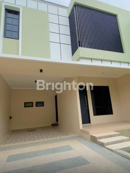 image MINIMALIS 2LT GRESS TENGGILIS SELANGKAH UBAYA (2)