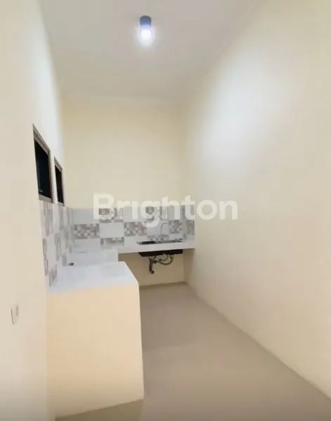 image MINIMALIS 2LT GRESS TENGGILIS SELANGKAH UBAYA (4)