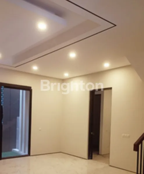 image FOR SALE RUMAH SIAP HUNI MINIMALIS WOODLAND CITRALAND (3)