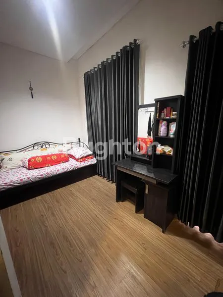 image RUMAH 2 LANTAI GOLDEN PARK 2 SERPONG CISAUK TANGERANG (6)