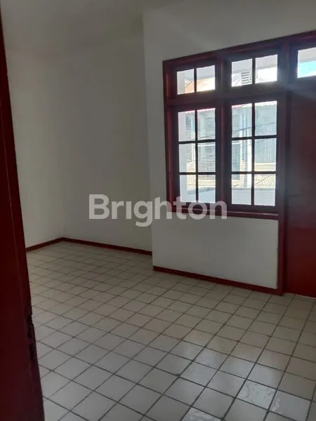 image RUKO 2 LANTAI COCOK TUK PERKANTORAN (5)