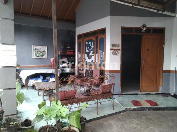 image RUMAH CANTIK DI DAERAH CISANGKAN CIMAHI TENGAH (8)