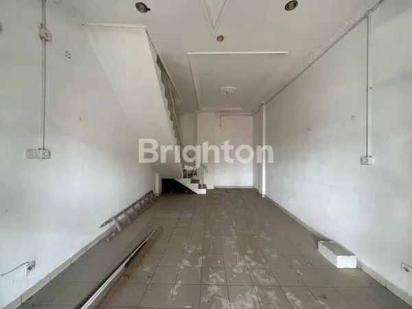 image \U203C\UFE0FDISEWAKAN RUKO 3 LANTAI DI RAPAK\U203C\UFE0F (2)