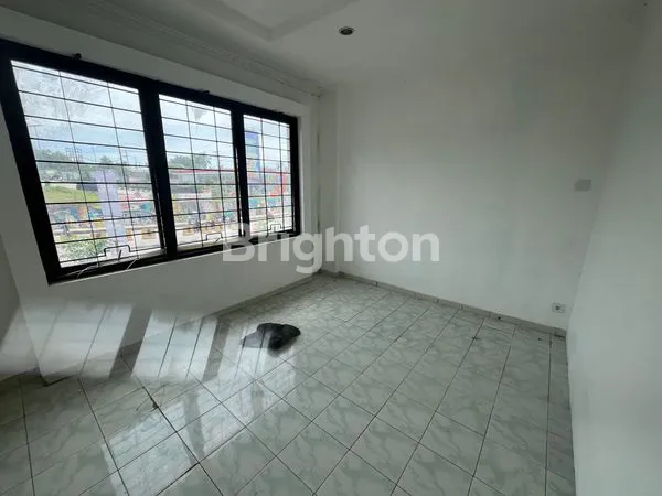 image \U203C\UFE0FDISEWAKAN RUKO 3 LANTAI DI RAPAK\U203C\UFE0F (4)